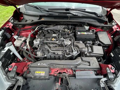 Used 2022 Toyota Corolla Cross XLE FWD image 12