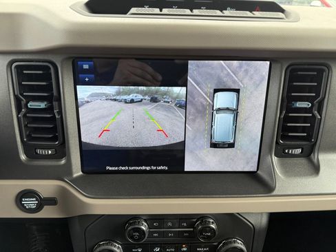 Used 2024 Ford Bronco Wildtrak AWD/4WD image 18