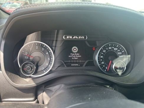 Used 2023 RAM 1500 Laramie AWD/4WD image 15