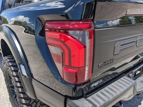 Certified 2025 Ford F150 Raptor AWD/4WD image 12