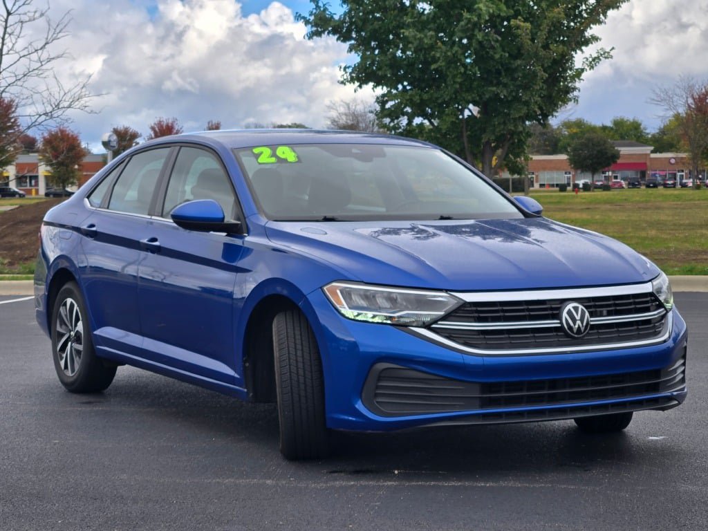 Used 2024 Volkswagen Jetta S FWD image 3