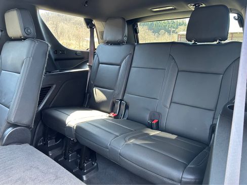 Used 2022 Chevrolet Tahoe Z71 w/ Off-Road Capability Package AWD/4WD image 12