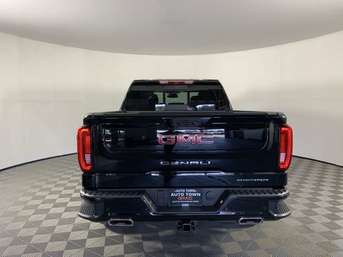 Used 2025 GMC Sierra 1500 Denali image 8
