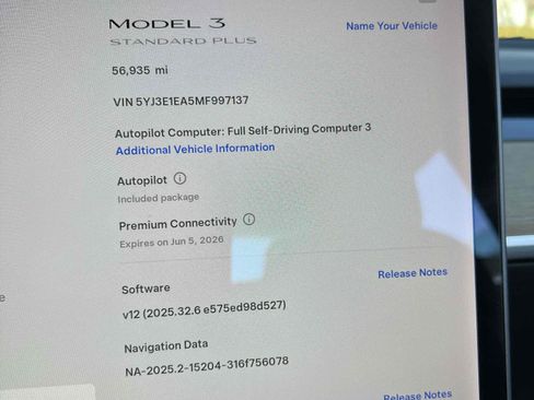 Used 2021 Tesla Model 3 Standard Range Plus image 3