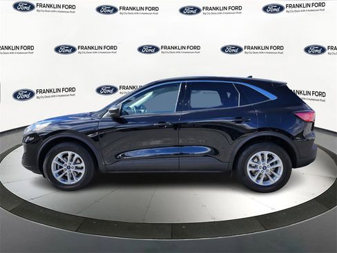 Certified 2022 Ford Escape SE w/ Convenience Package image 2