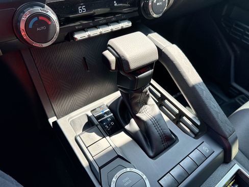 Used 2024 Toyota Tacoma TRD Sport image 20