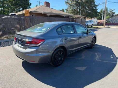 Used 2013 Honda Civic LX image 5