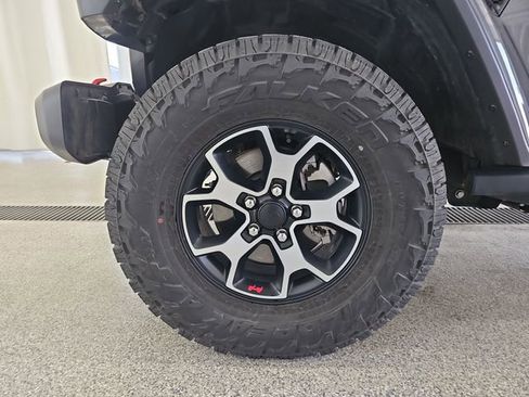 Used 2021 Jeep Wrangler Unlimited Rubicon AWD/4WD image 25