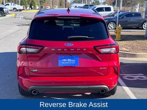 Certified 2023 Ford Escape ST-Line Select w/ Tech Pack #2 image 6