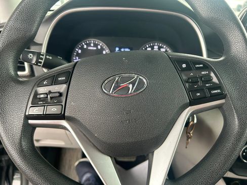 Used 2019 Hyundai Tucson SE AWD/4WD image 13