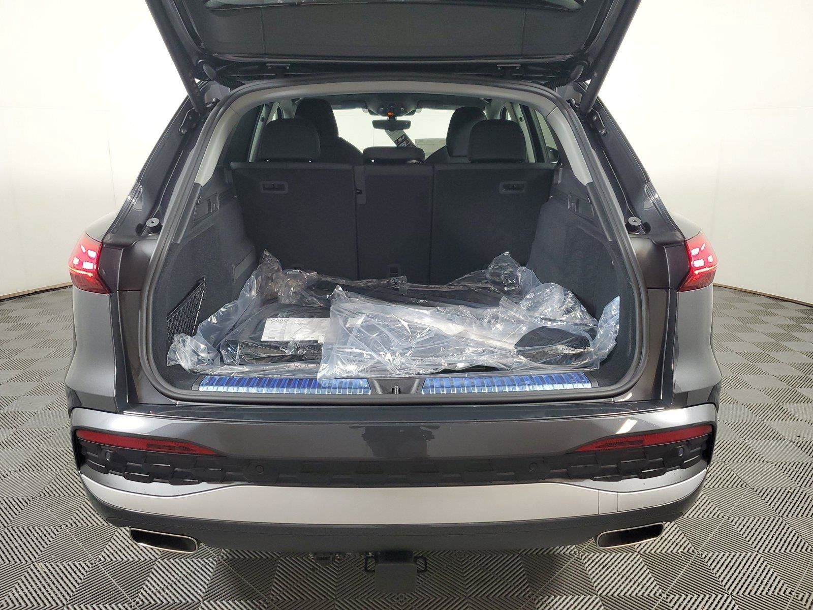 New 2026 Audi Q5 Premium Plus AWD/4WD image 9