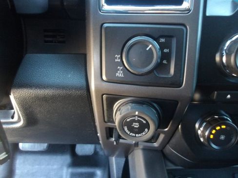 Used 2016 Ford F150 XLT w/ Equipment Group 302A Luxury image 25