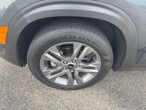 Used 2023 Kia Seltos S FWD image 12