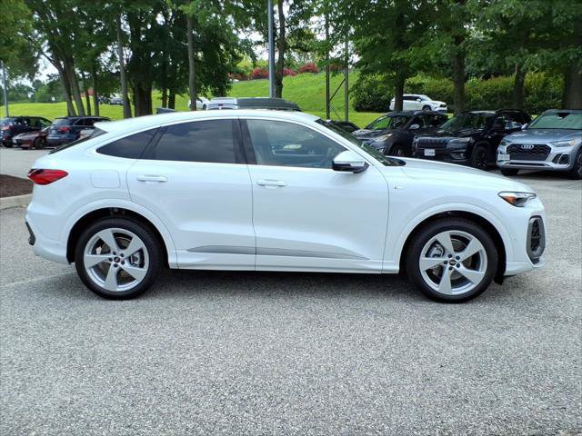 Certified 2025 Audi Q5 2.0T Premium AWD/4WD image 7