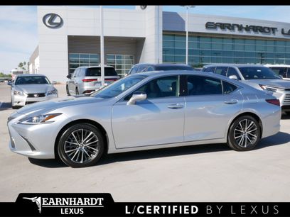 Used 2025 Lexus ES 300h w/ Premium Package