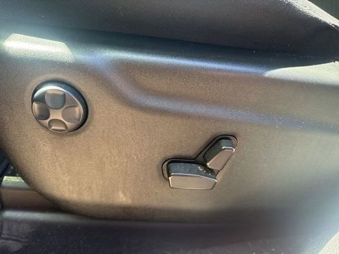 Used 2022 Jeep Grand Cherokee Laredo E w/ Security & Convenience Group AWD/4WD image 16