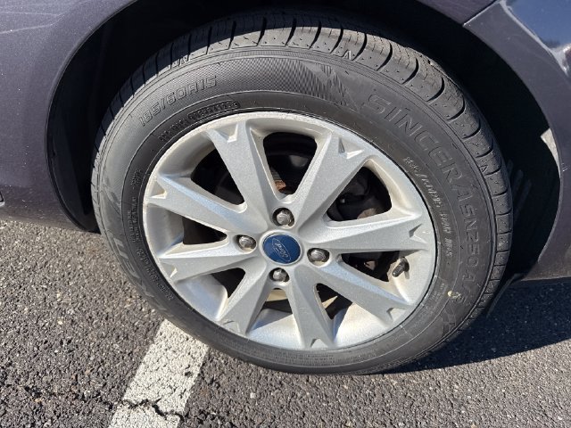 Used 2013 Ford Fiesta SE FWD image 11