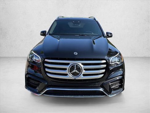Certified 2025 Mercedes-Benz GLS 580 4MATIC image 2