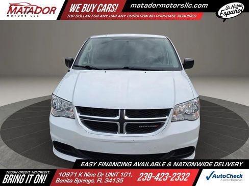 Used 2018 Dodge Grand Caravan SE w/ UConnect Hands-Free Group FWD image 2