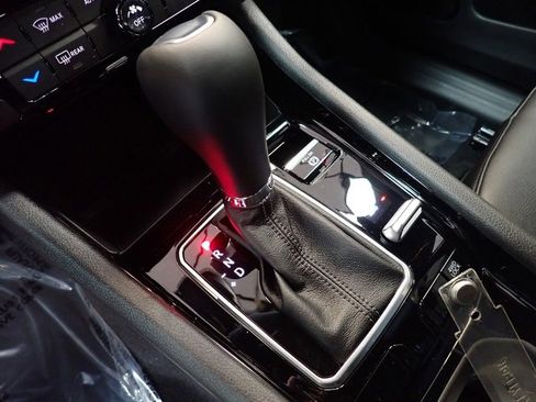 New 2026 Jeep Compass Limited image 19