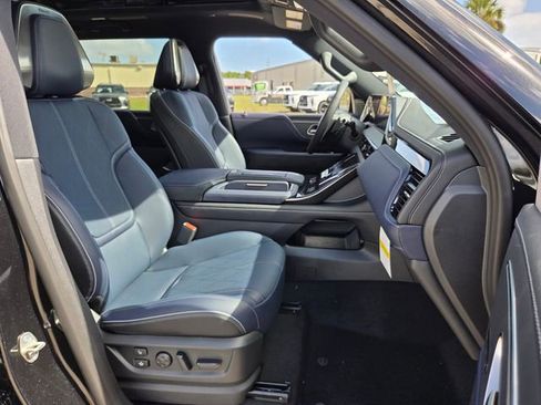 New 2026 INFINITI QX80 4WD w/ Sport Exterior Package image 22