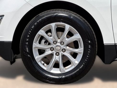 Used 2020 Chevrolet Equinox LS FWD image 12