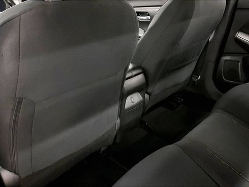 Used 2023 Nissan Sentra SR w/ Electronics Package FWD image 10