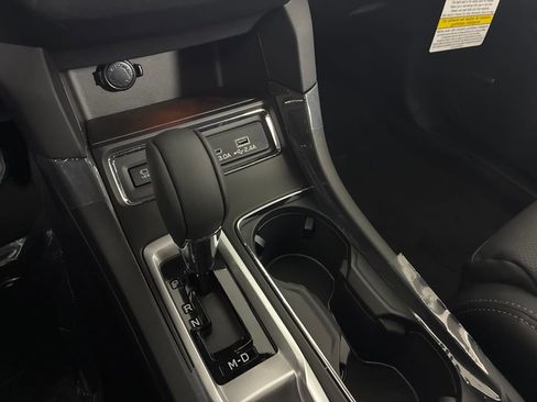 New 2026 Subaru Ascent Limited image 23