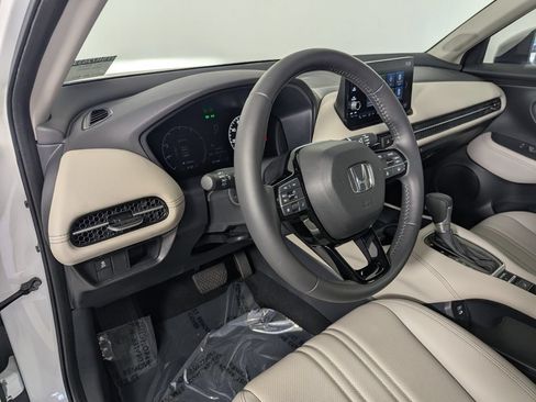 Used 2024 Honda HR-V EX-L image 12