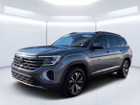 Used 2024 Volkswagen Atlas SE FWD image 7