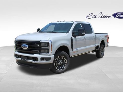 New 2026 Ford F250 Platinum AWD/4WD image 1