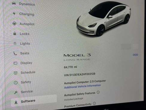Used 2017 Tesla Model 3 Long Range image 17