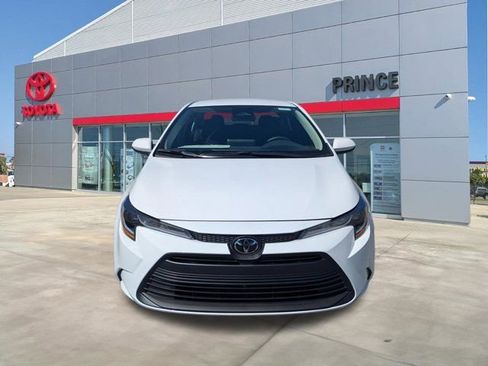 New 2026 Toyota Corolla LE image 8