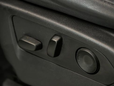 Used 2024 Chevrolet Silverado 1500 ZR2 w/ Technology Package image 18