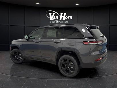 New 2025 Jeep Grand Cherokee Limited w/ Black Appearance Package