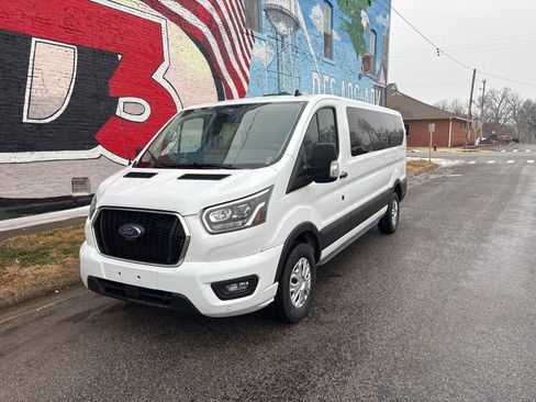 Used 2023 Ford Transit 350 XLT image 45