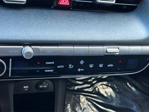 Certified 2024 Hyundai Ioniq 5 SE image 27