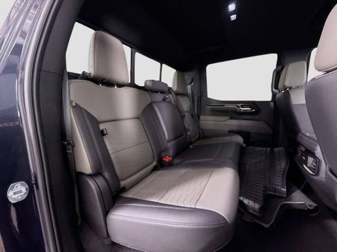 Used 2023 Chevrolet Silverado 1500 ZR2 w/ Technology Package AWD/4WD image 27