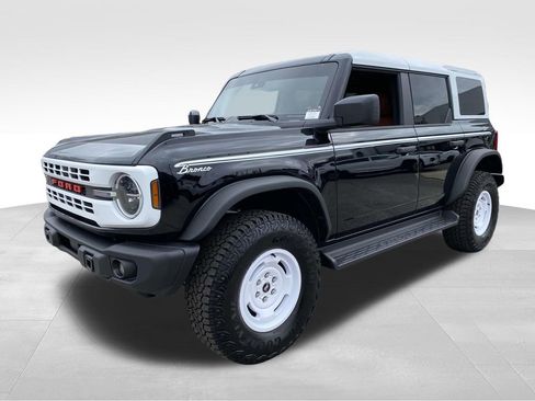 Used 2025 Ford Bronco Heritage Edition image 5