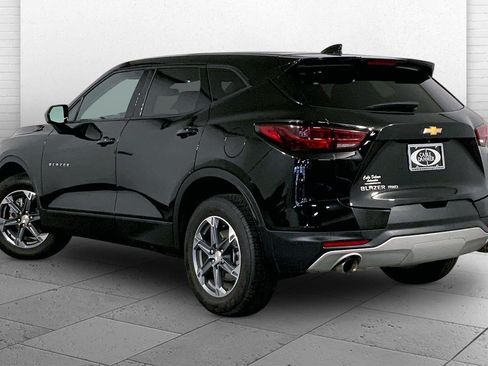 Used 2025 Chevrolet Blazer LT AWD/4WD image 11