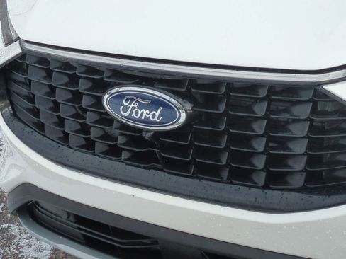 Certified 2024 Ford Escape Platinum image 12