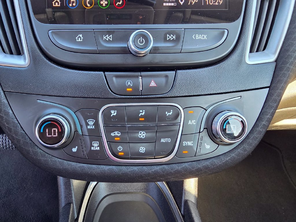 Used 2025 Chevrolet Malibu LT FWD image 23