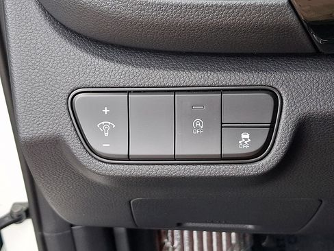 Certified 2026 Kia Seltos S FWD image 25