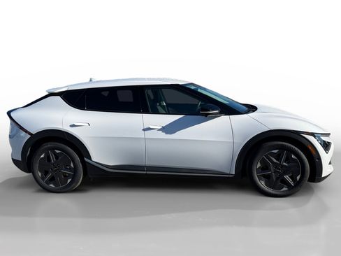 New 2025 Kia EV6 Light image 6