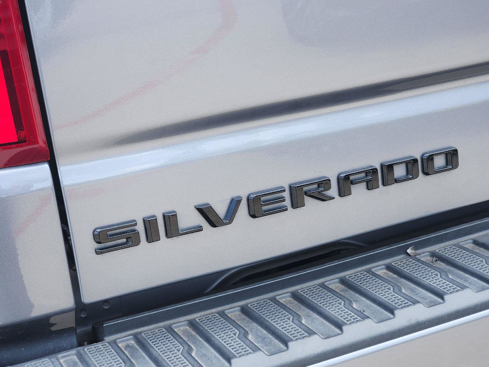 Used 2022 Chevrolet Silverado 1500 RST AWD/4WD image 12