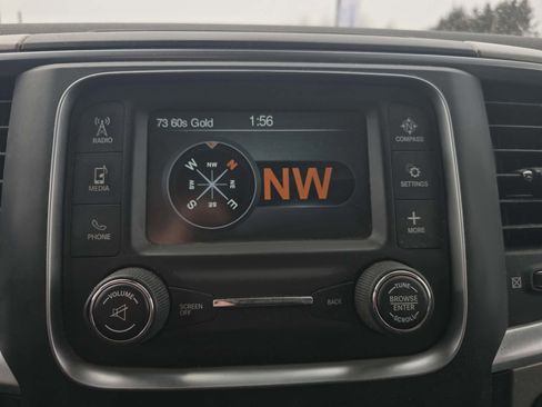 Used 2019 RAM 1500 Classic SLT image 21