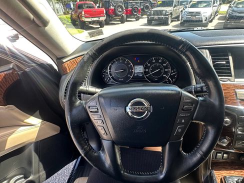 Used 2018 Nissan Armada SL w/ Premium Package AWD/4WD image 11