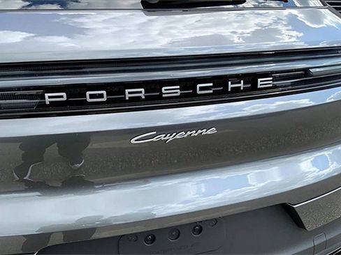 New 2026 Porsche Cayenne E-Hybrid image 38