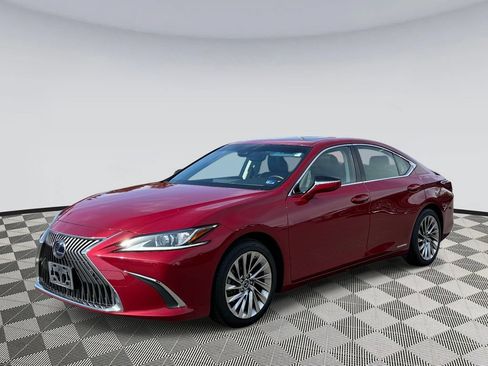 Used 2019 Lexus ES 300h w/ Accessory Package FWD image 5