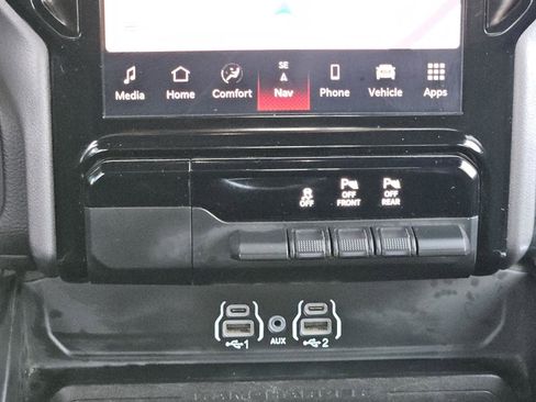 Used 2025 RAM 1500 Big Horn image 16